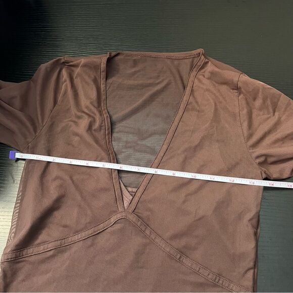 ✨ Abercrombie & Fitch Long-Sleeve V-Neck Mesh Top Brown Small - Picture 10 of 11